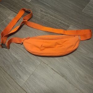 Athleta Coral Orange Haze Kinetic Waist Bag Bag